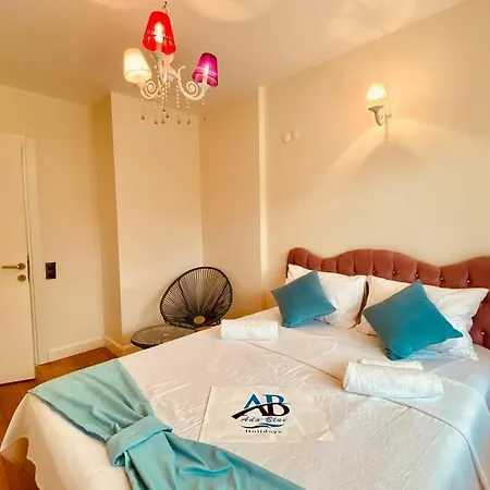 Kusadasi'nda Havuzlu Lüx Miray B2 Kuşadası
