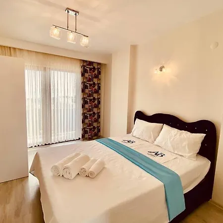 Villa Kusadasi'nda Havuzlu Lüx Miray B2